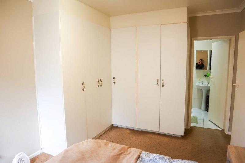 To Let 2 Bedroom Property for Rent in Vredehoek Western Cape